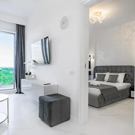 Blue 804 Wave Apartment *